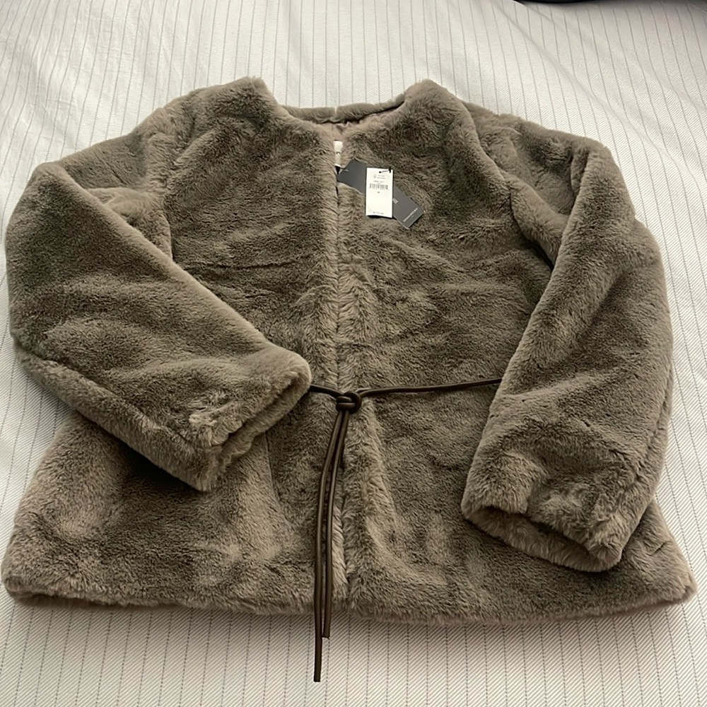 Very Beautiful faux fur tie-waist jacket, new with tag